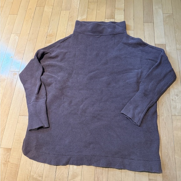 Free People Ottoman Slouchy Tunic Black Raisin - Size Medium - Picture 6 of 6